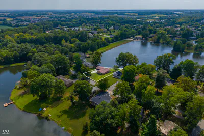 3783 North Wood Lake Drive, Columbus - 73