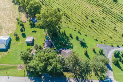 11502 N Carthage Pike, Knightstown - 38