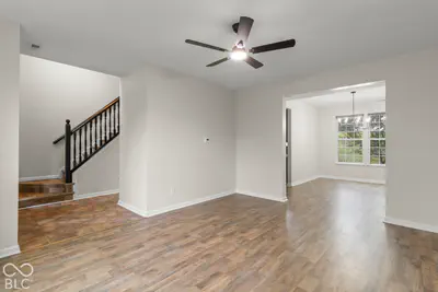 6552 Amherst Way, Zionsville - 3