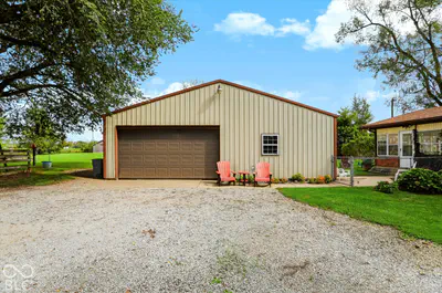 3806 S State Road 3, New Castle - 90
