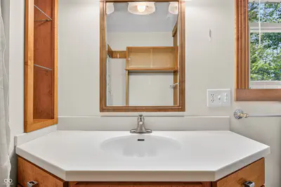 5310 Regency Drive, Columbus - 44