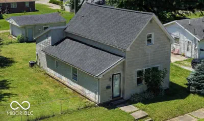 1317 Cottage Avenue, Middletown - 2