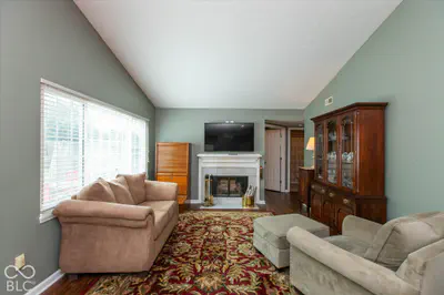 8980 Lisering Circle, Indianapolis - 3