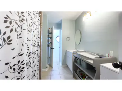 5627 Hill Rise Drive, Indianapolis - 19