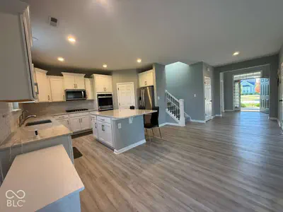 8241 Carnegie Lane, Zionsville - 4