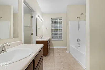 13044 Brookdale Drive, Fishers - 11