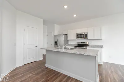 1018 Stratford Lane, Shelbyville - 4