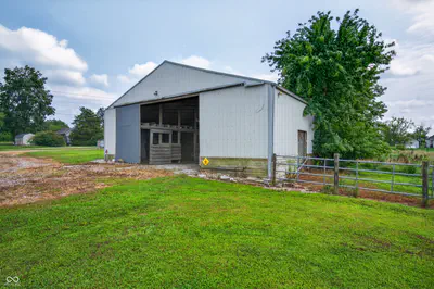 2248 State Road 58, Seymour - 65