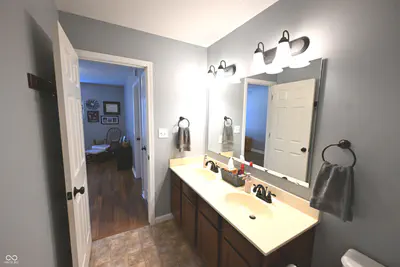 5592 Woodhammer, McCordsville - 37