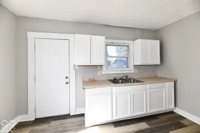 802 N Bradley Avenue, Indianapolis - 43