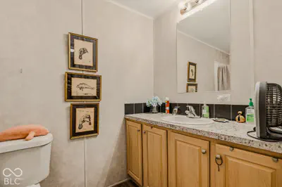 1072 E State Road 56, Vevay - 17