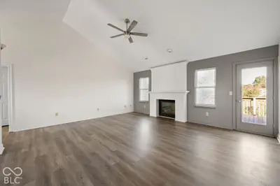 2420 E Mill Stream Drive, Greenfield - 11