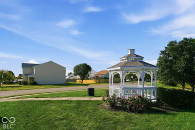 10436 Waverly Drive, Indianapolis - 41