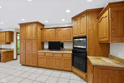 7511 Poplar Point Drive, Trafalgar - 21