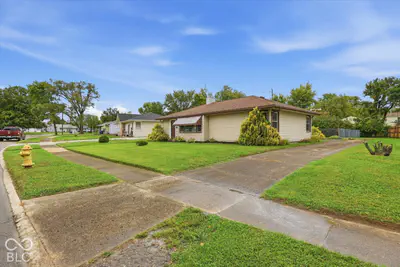 623 Van Avenue, Shelbyville - 2