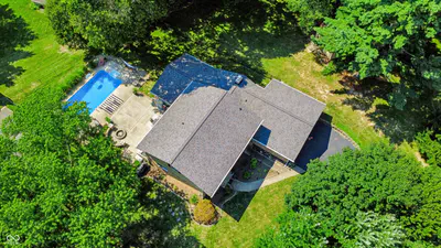 8852 Ridge Hill Drive, Indianapolis - 10