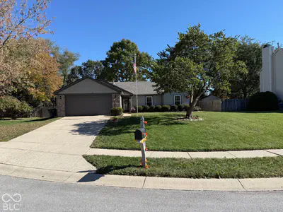5535 Oakcrest, Indianapolis - 47