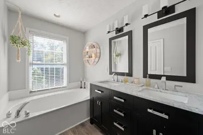 447 Autumn Drive, Carmel - 23