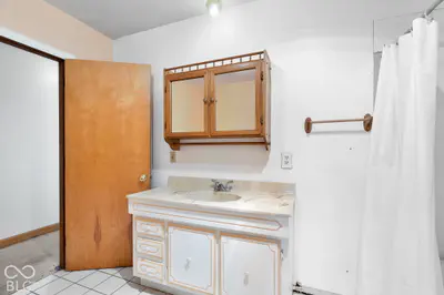 9440 Morrison, Forest - 20