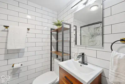 4512 Dickson Road, Indianapolis - 45