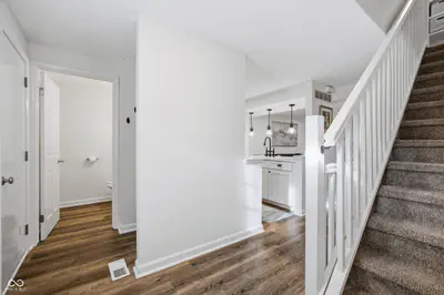 9412 Timber View Drive, Indianapolis - 19