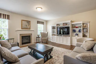 7658 Winding Lake Drive S, Noblesville - 3