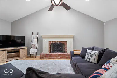 9127 Pinecreek Court, Indianapolis - 7