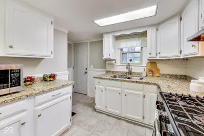 5211 Rosslyn Avenue, Indianapolis - 9