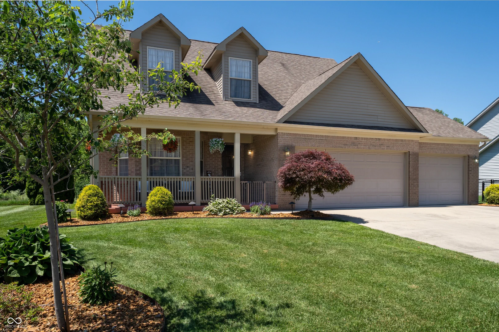 6075 Prairie Stream Way, Columbus