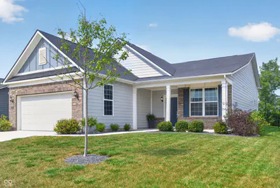 5806 Walkabout Way, Brownsburg
