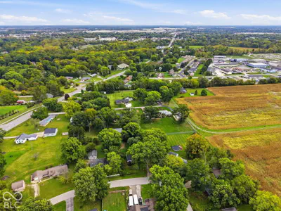 5632 Henderson Drive, Brownsburg - 44