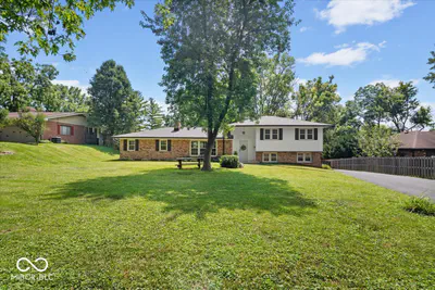 5755 Andover Road, Indianapolis