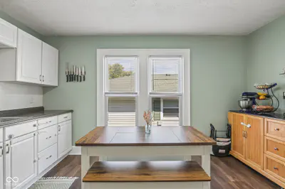 1135 Meridian Street, Shelbyville - 12