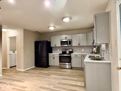 13506 Allegiance Drive, Fishers - 8