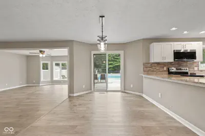 12619 Doe Lane, Indianapolis - 18