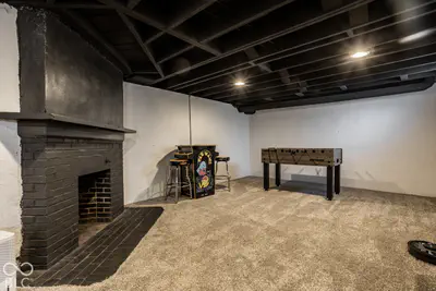 260 W 44th Street, Indianapolis - 29