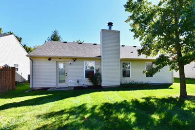 18857 Prairie Crossing, Noblesville - 46