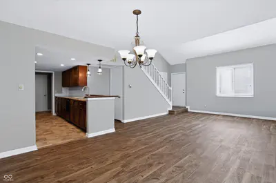 512 Conner Creek Drive, Fishers - 18