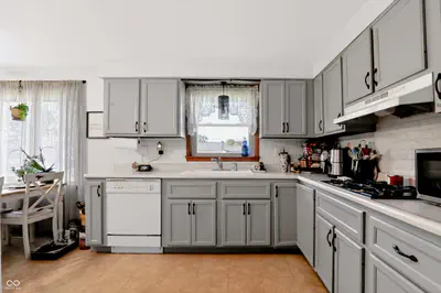 1064 Dacia Street, Taylorsville - 12