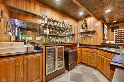 1981 Caledonian Court, Greenwood - 74