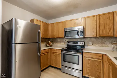 12084 141st Street, Noblesville - 12