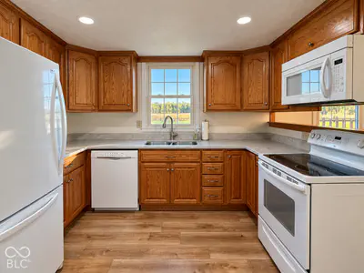 6955 S County Road 200 W, Clayton - 9