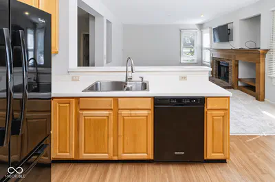 8772 Randall Drive, Fishers - 14