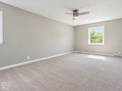 7053 Grosvenor Place, Indianapolis - 21