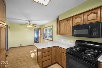 7119 W Lockerbie Drive, Indianapolis - 12