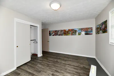 2051 Avon, Avon - 22
