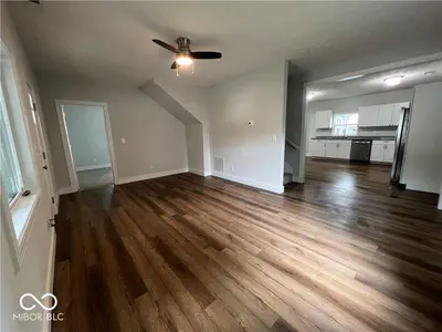 307 Wall Street, Advance - 15