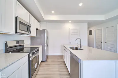 8699 Maroska Street, Fortville - 18