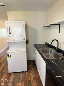 1320-1330 S Marion Street, Martinsville - 9