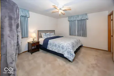 7838 US Highway 52, New Palestine - 17